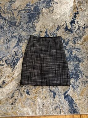 DKNY Black and Gray Plaid Pencil Skirt